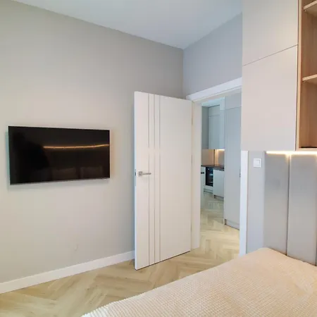 Cashmere Olszynki Park *